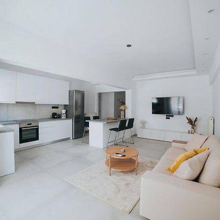 Luxury And Spacius Apartment Szaloniki Kültér fotó